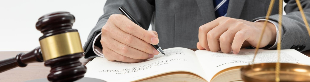 Law Jobs in Australia 1 Legal professionals working in Australia